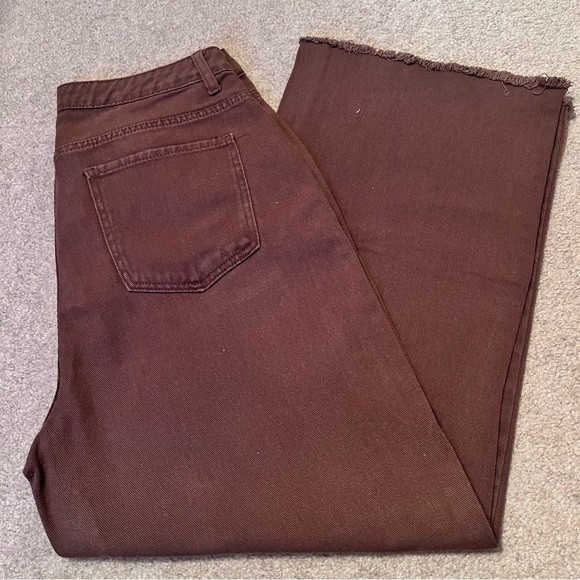 SHEIN Women’s Brown Wide-leg Ripped High-rise Denim Jeans {SHORT LENGTH} - Picture 5 of 9